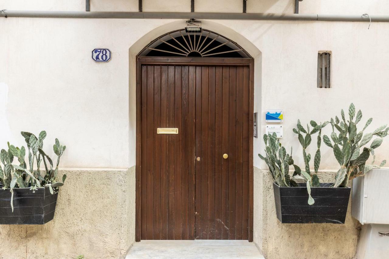 La Loggia Dei Re Apartment Palermo Bagian luar foto